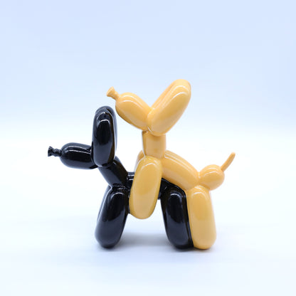 Humping Balloon Dogs