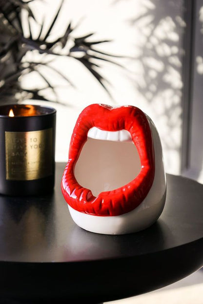 Sexy Lips Ceramic Ashtrays