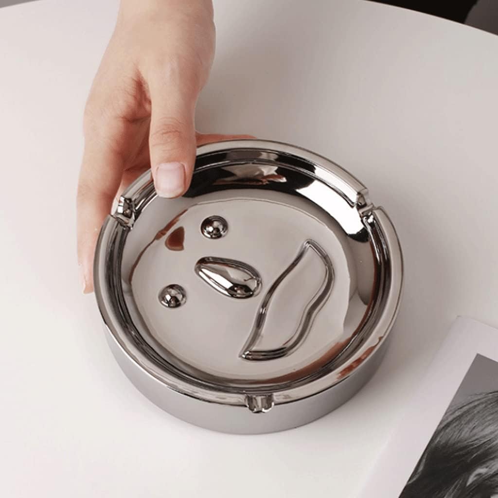 Mr.Pringles Ashtray