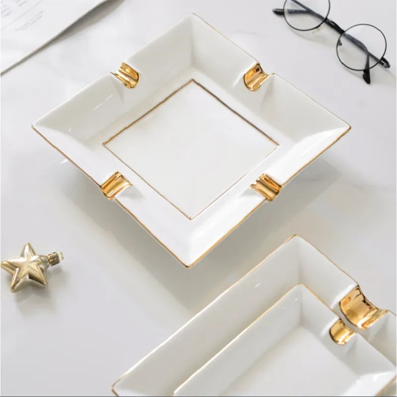 White Elegance Cigar Ashtrays