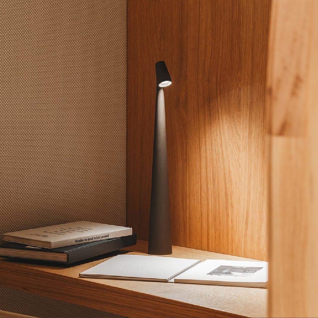 African Giraffe Table Lamp