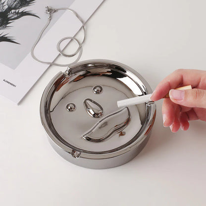 Mr.Pringles Ashtray
