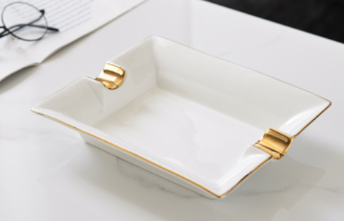White Elegance Cigar Ashtrays