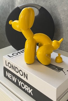 Pooping Balloon Dogs